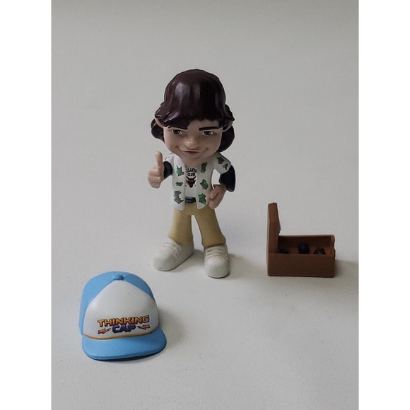 Yume Toys Stranger Things Upside Down Dustin Henderson Figure Thinking Cap Hat - Picture 5 of 5